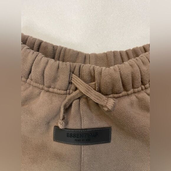 Fear Of God Essentials 1977 Sweat Shorts Kids Size 6-7 Brown - Picture 3 of 9